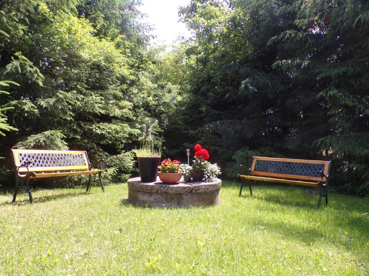 U Kremilka Hotel Jicin Luaran gambar